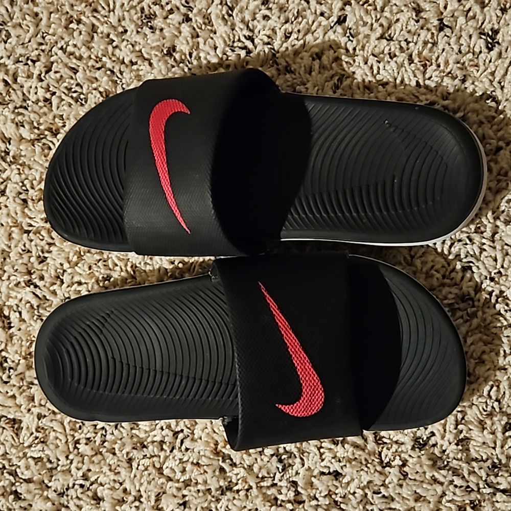 Womens Nike Slides